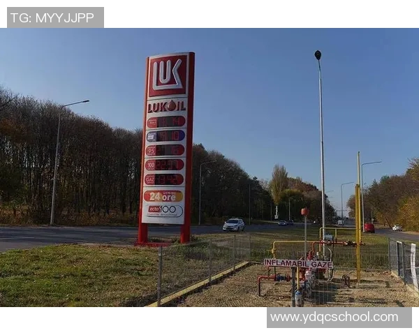 波特兰开拓者快节奏战术凸显中锋短板，克林根攻防转换困境何解？